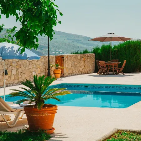 Alba Montis * Guejar Sierra