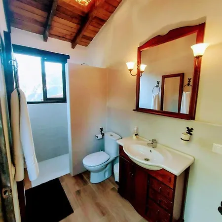 Alba Montis Daire Guejar Sierra