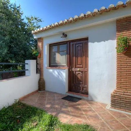 Apartment Alba Montis *