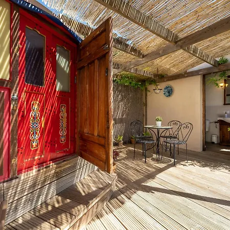 Apartment Alba Montis *